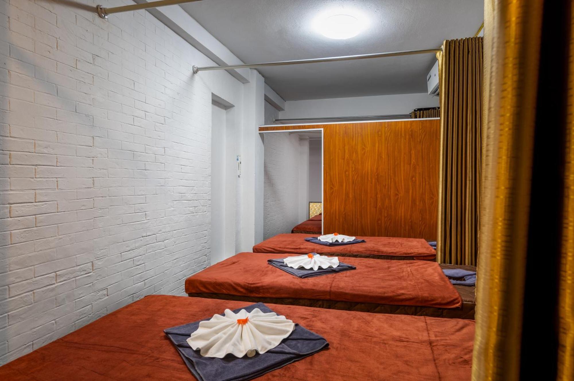 Hanoi Center View Hotel And Spa Екстер'єр фото
