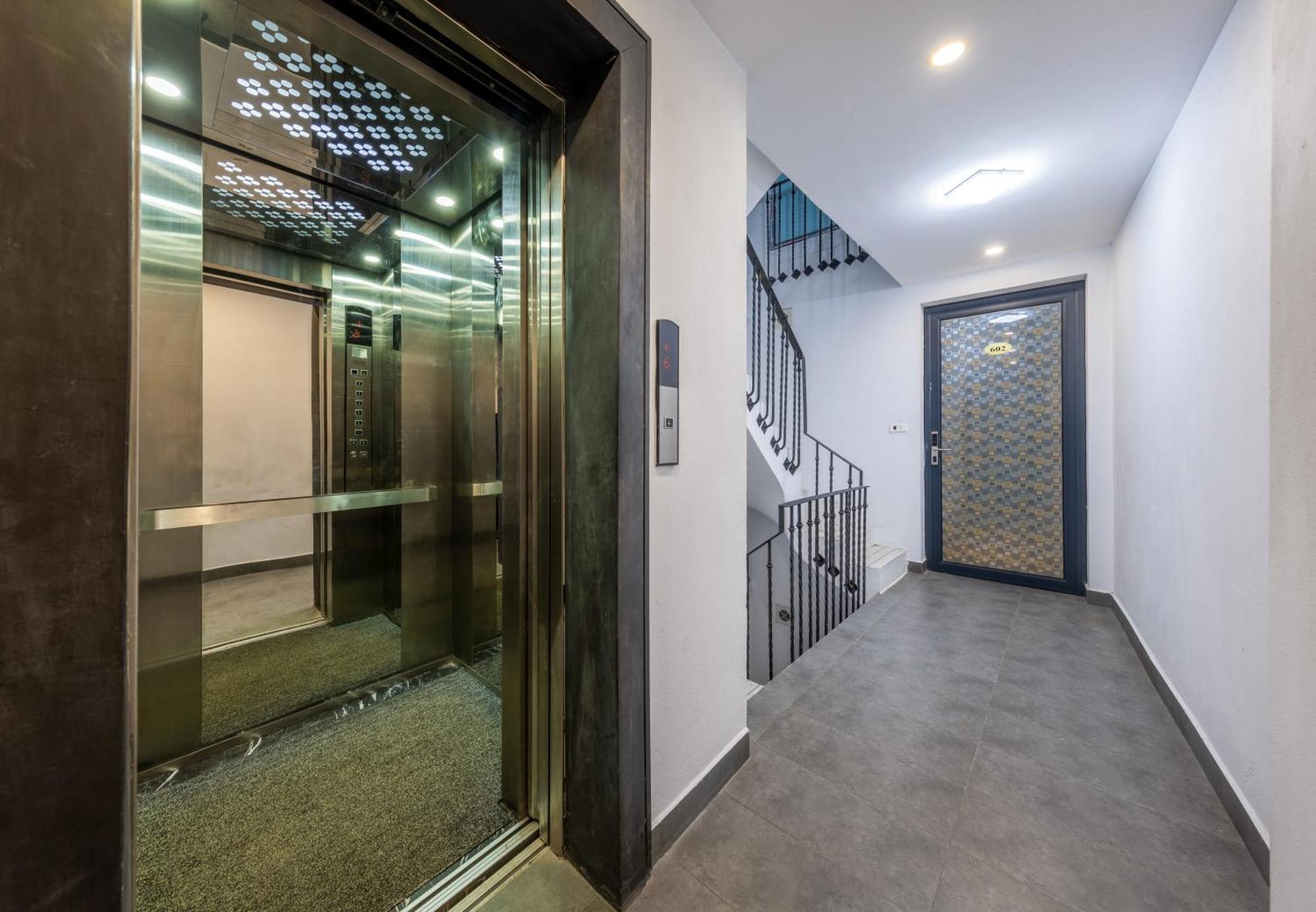 Hanoi Center View Hotel And Spa Екстер'єр фото